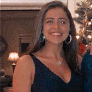 Meet your Posher, Nicole